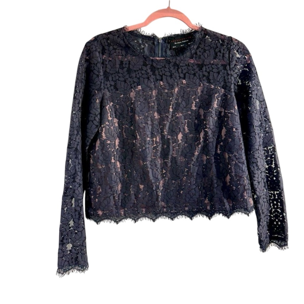 Dress Forum Black Cropped Embellished Blouse Sz‎ M